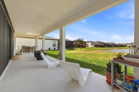 House in Fish Hawk, Florida 5 bedrooms, 329.62 sq.m. № 2093942 - photo 23