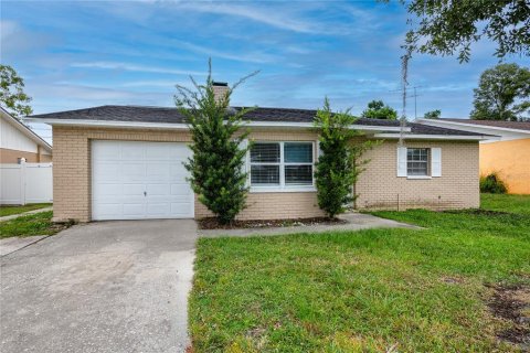 Villa ou maison à Zephyrhills, Floride 3 chambres, 121.7 m2 № 2413530