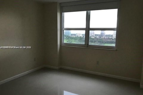 Condominio en alquiler en Aventura, Florida, 2 dormitorios, 109.16 m2 № 1931233 - foto 10
