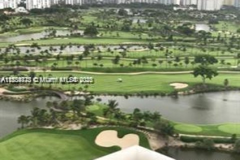 Condominio en alquiler en Aventura, Florida, 2 dormitorios, 109.16 m2 № 1931233 - foto 6