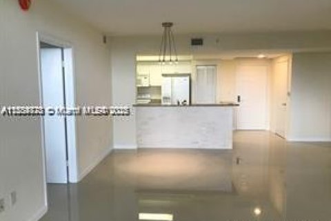 Condominio en alquiler en Aventura, Florida, 2 dormitorios, 109.16 m2 № 1931233 - foto 1