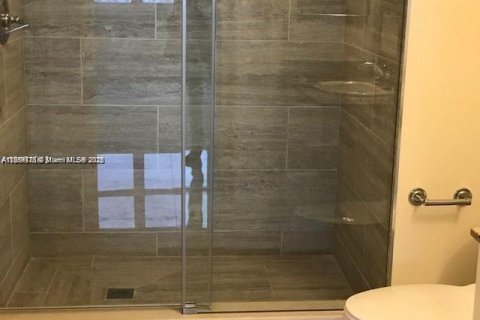 Condominio en alquiler en Aventura, Florida, 2 dormitorios, 109.16 m2 № 1931233 - foto 5