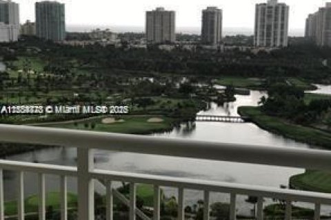 Condominio en alquiler en Aventura, Florida, 2 dormitorios, 109.16 m2 № 1931233 - foto 8