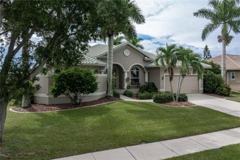 Villa ou maison à vendre à Punta Gorda, Floride: 3 chambres, 203.36 m2 № 2398677 - photo 16