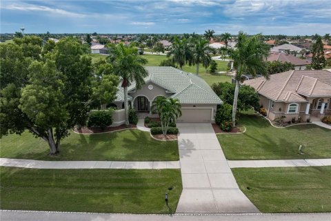 Villa ou maison à vendre à Punta Gorda, Floride: 3 chambres, 203.36 m2 № 2398677 - photo 15
