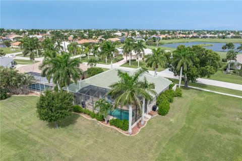 Villa ou maison à vendre à Punta Gorda, Floride: 3 chambres, 203.36 m2 № 2398677 - photo 12