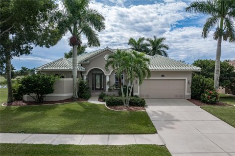 Villa ou maison à Punta Gorda, Floride 3 chambres, 203.36 m2 № 2398677
