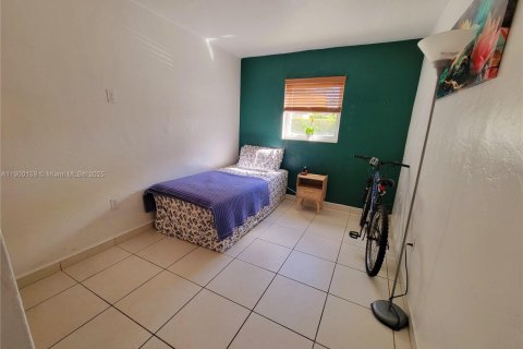 Condominio en venta en Pinecrest, Florida, 2 dormitorios, 74.79 m2 № 1951946 - foto 23