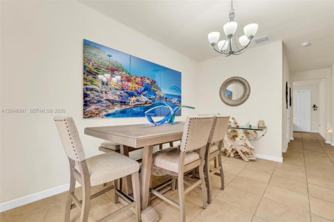 Adosado en venta en Homestead, Florida, 3 dormitorios, 145.39 m2 № 2281369 - foto 14