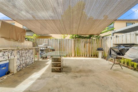 Adosado en venta en Homestead, Florida, 3 dormitorios, 145.39 m2 № 2281369 - foto 22