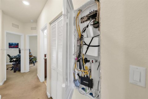 Adosado en venta en Homestead, Florida, 3 dormitorios, 145.39 m2 № 2281369 - foto 28