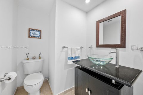 Condominio en alquiler en North Miami Beach, Florida, 1 dormitorio, 74.6 m2 № 2010948 - foto 14