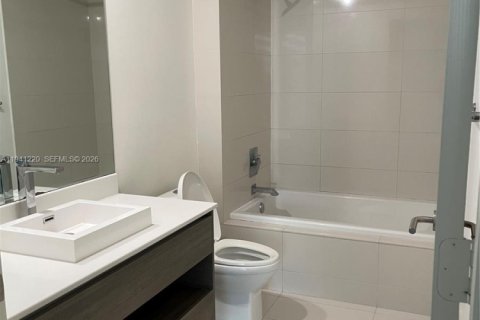 Copropriété à louer à Miami, Floride: 49.33 m2 № 1998354 - photo 11