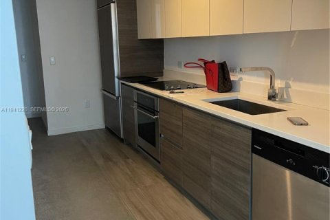 Copropriété à louer à Miami, Floride: 49.33 m2 № 1998354 - photo 8