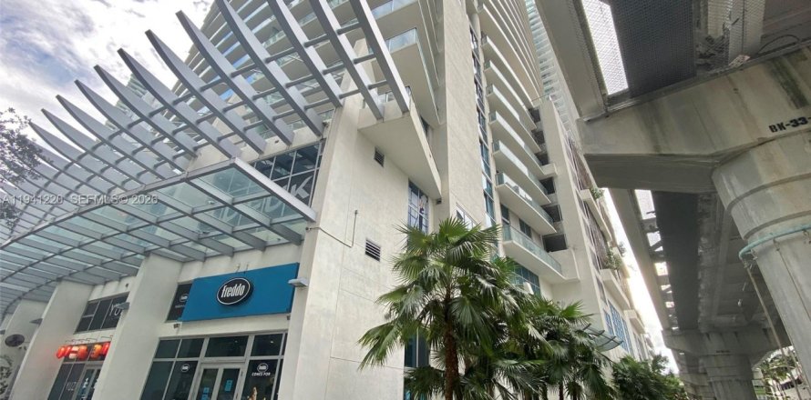 Studio à Condo à Miami, Floride № 1998354