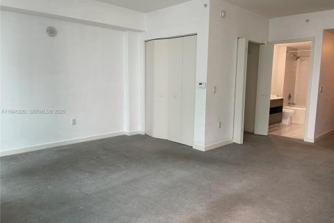 Copropriété à louer à Miami, Floride: 49.33 m2 № 1998354 - photo 10