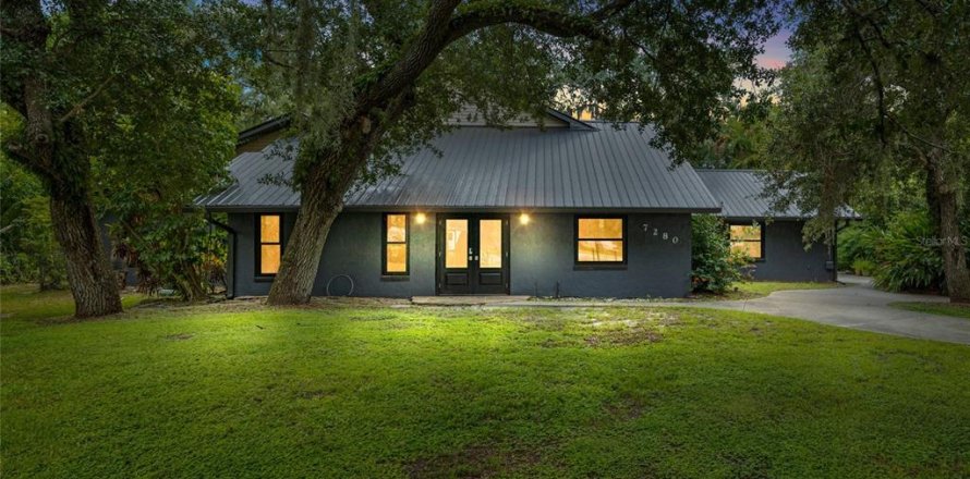 Casa en North Fort Myers, Florida 4 dormitorios, 383.5 m2 № 1850243