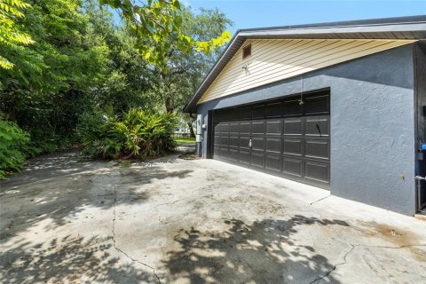 Casa en venta en North Fort Myers, Florida, 4 dormitorios, 383.5 m2 № 1850243 - foto 30