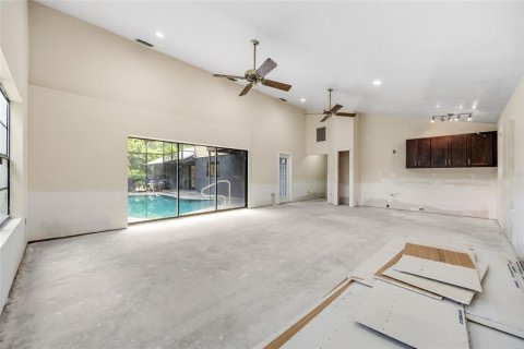 Casa en venta en North Fort Myers, Florida, 4 dormitorios, 383.5 m2 № 1850243 - foto 25