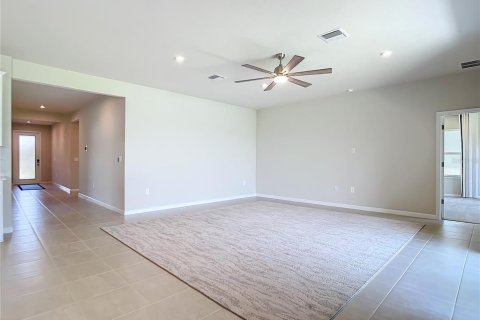 Casa en alquiler en Port Charlotte, Florida, 4 dormitorios, 231.14 m2 № 1906656 - foto 7