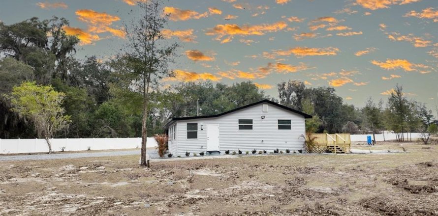 Villa ou maison à Citra, Floride 3 chambres, 136.01 m2 № 2381087