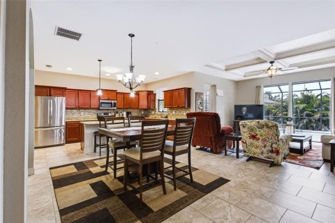 Villa ou maison à vendre à Rotonda, Floride: 3 chambres, 157.28 m2 № 2402861 - photo 8