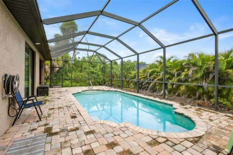 Villa ou maison à vendre à Rotonda, Floride: 3 chambres, 157.28 m2 № 2402861 - photo 15