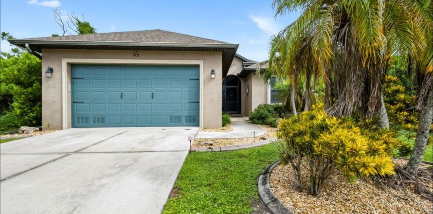 Villa ou maison à Rotonda, Floride 3 chambres, 157.28 m2 № 2402861