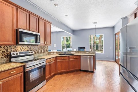 House in Lake Mary, Florida 6 bedrooms, 273.69 sq.m. № 2097221 - photo 16
