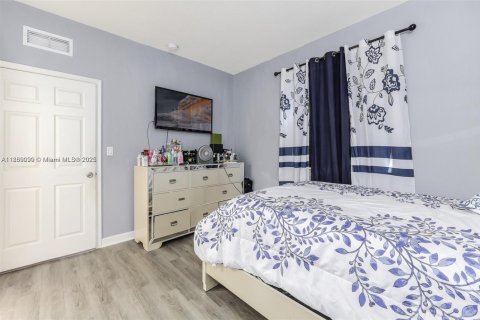 Condo in Homestead, Florida, 3 bedrooms № 1941125 - photo 7