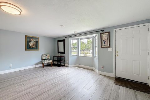 House in Orlando, Florida 3 bedrooms, 131.55 sq.m. № 2195740 - photo 23