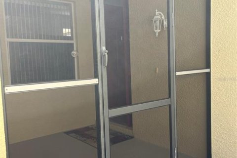 Купить виллу или дом в Ленд-о-Лейкс, Флорида 6 комнат, 123.75м2, № 2205424 - фото 4
