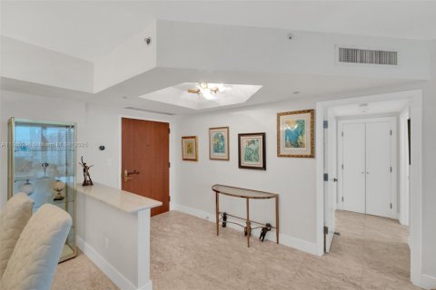 Condominio en venta en Aventura, Florida, 2 dormitorios, 146.79 m2 № 1627116 - foto 19