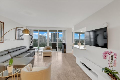 Condominio en venta en Aventura, Florida, 2 dormitorios, 146.79 m2 № 1627116 - foto 8