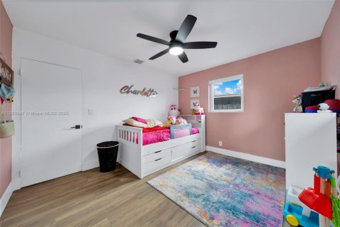 Casa en venta en Miami, Florida, 3 dormitorios, 184.32 m2 № 1781890 - foto 24