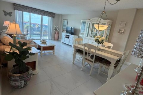Купить кондоминиум в Хиллсборо-Бич, Флорида 3 комнаты, 123.56м2, № 2245222 - фото 10