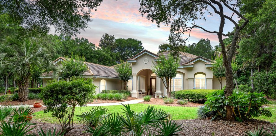 House in Destin, Florida 4 bedrooms, 314.57 sq.m. № 562039