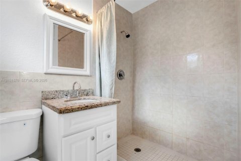 Villa ou maison à vendre à Miramar, Floride: 3 chambres, 117.24 m2 № 2406057 - photo 21