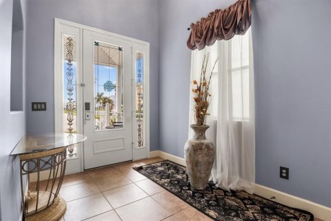 House in Kissimmee, Florida 4 bedrooms, 256.78 sq.m. № 2220715 - photo 3