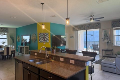 Villa ou maison à louer à Davenport, Floride: 4 chambres, 206.71 m2 № 2433489 - photo 6