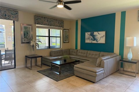 Villa ou maison à louer à Davenport, Floride: 4 chambres, 206.71 m2 № 2433489 - photo 3