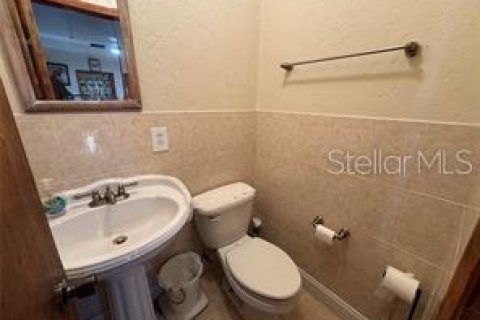 House in Orlando, Florida 4 bedrooms, 166.3 sq.m. № 2284090 - photo 22