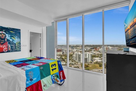 Condo in Miami, Florida, 3 bedrooms  № 2040610 - photo 30