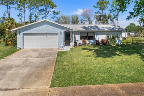 House in Port Orange, Florida 3 bedrooms, 155.24 sq.m. № 1048934 - photo 1