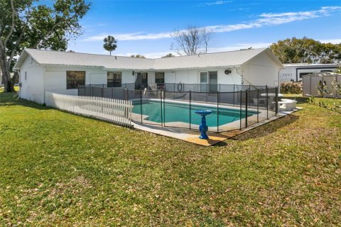 House in Port Orange, Florida 3 bedrooms, 155.24 sq.m. № 1048934 - photo 11