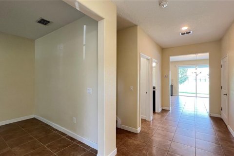 Villa ou maison à louer à Winter Garden, Floride: 4 chambres, 253.34 m2 № 2318736 - photo 8