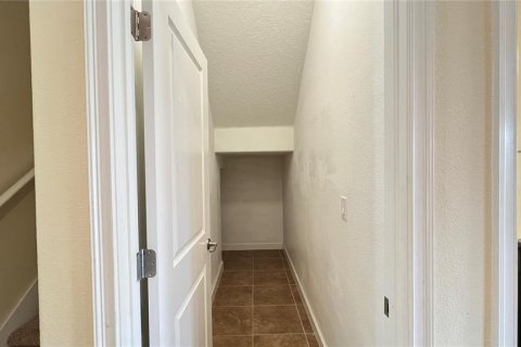 Villa ou maison à louer à Winter Garden, Floride: 4 chambres, 253.34 m2 № 2318736 - photo 7