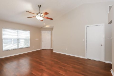 Villa ou maison à louer à Riverview, Floride: 3 chambres, 125.98 m2 № 1884696 - photo 4