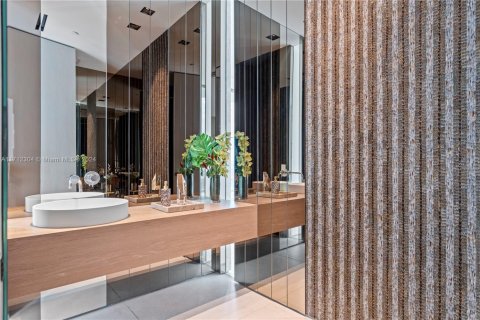 Купить кондоминиум в Майами, Флорида 6 спален, 620.22м2, № 1465602 - фото 25