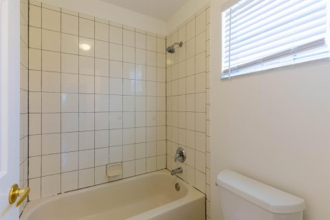 Casa en alquiler en Wellington, Florida, 5 dormitorios, 301.37 m2 № 2077931 - foto 14